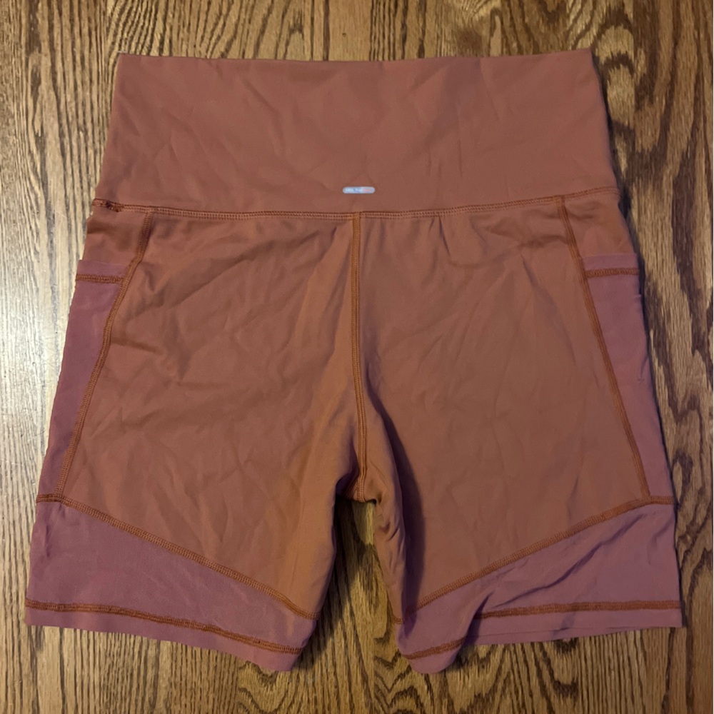 Aerie Chill Play Move Bike Shorts - Picture 3 of 4
